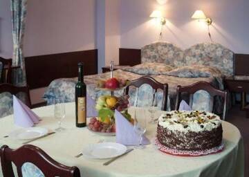Фото номера Четырехместный номер Отель Hotel Maria г. Бруйце 3